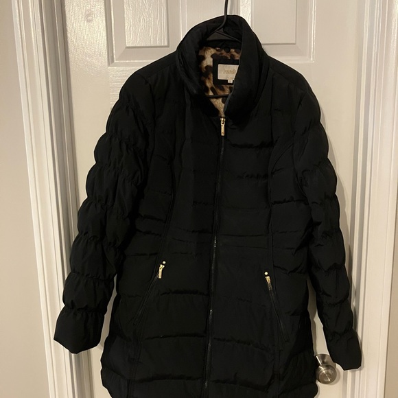 Beautiful Long Puffer with gold hardware. - Picture 3 of 4